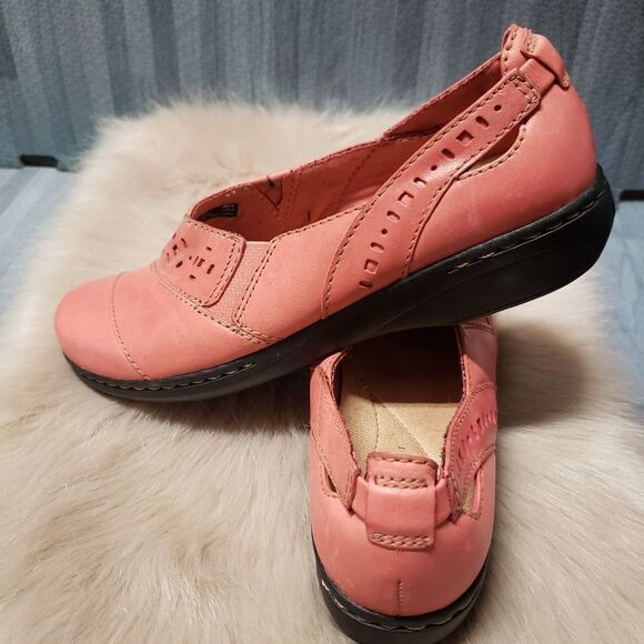 Clarks Evianna Fig Slip On Cut out Loafers l - Picture 3 of 7